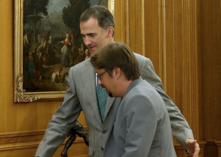 El rey Felipe recibe en el Palacio de la Zarzuela al portavoz de En Comú Podem, Xavier Domènech.