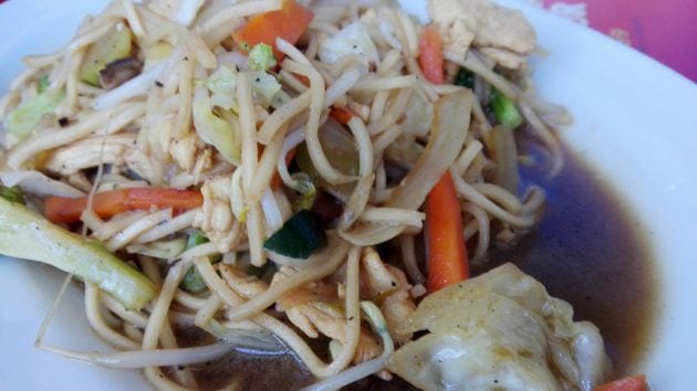 Noodles pancit bihon