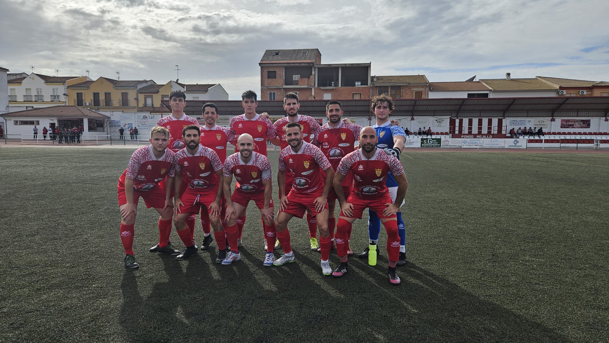 Equipo titular del Atlco. Sabiote frente al Jódar C.F.