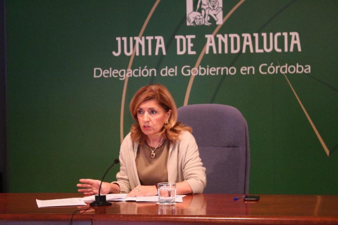 La delegada territorial de la Consejería de Salud y Familias de la Junta de Andalucía en Córdoba, María Jesús Botella.