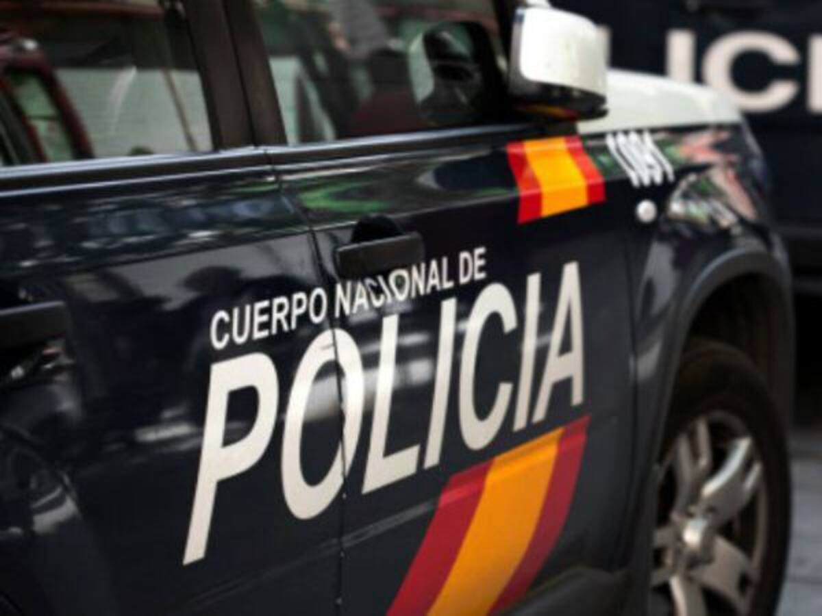 Desmantelada una banda de ladrones que exhibía en su botín en Internet