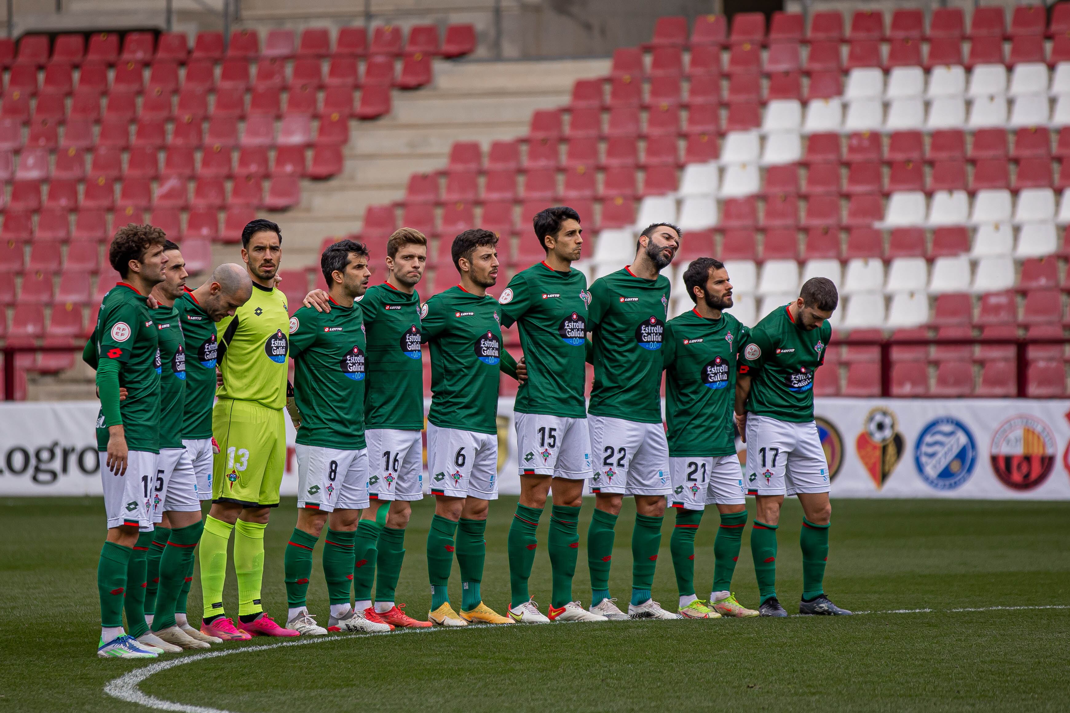 Once inicial del Racing ante la Sociedad Deportiva Logroñés en Las Gaunas