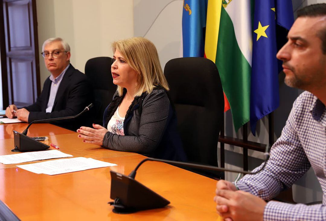 Mamen Sánchez, alcaldesa de Jerez, durante la rueda de prensa de este jueves