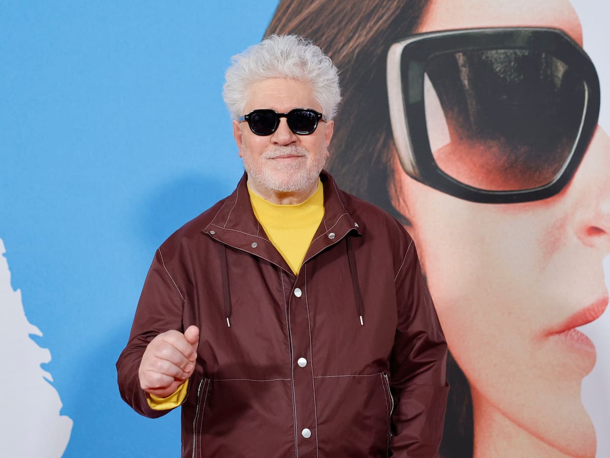 Almodóvar aplaude la valentía de las palabras de Bardem en EEUU contra la guerra pese a lo que le ocurrió a Susan Sarandon: "La jubilaron al instante"