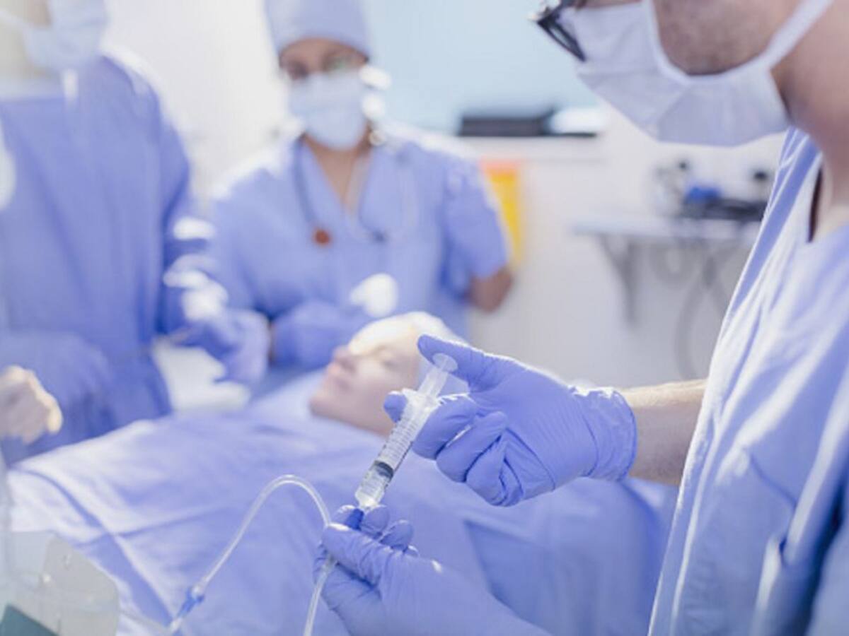 Listas de espera irreales y atasco en los especialistas