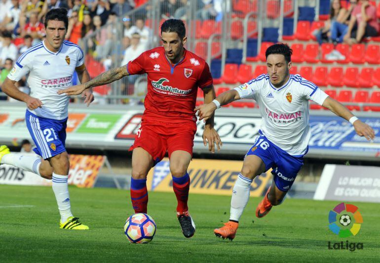 Marc Mateu, durante el Derby del Moncayo de la pasada campaña en Los Pajaritos.