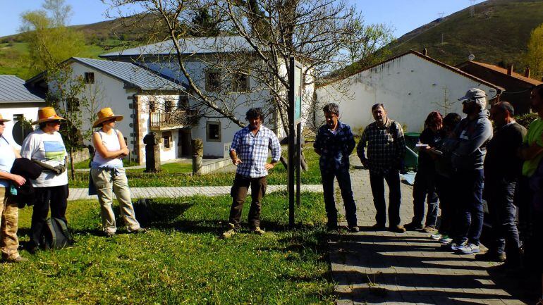 Una de las actividades que organiza el Centro de Documentación y Recursos para la Educación Ambiental de Cantabria.