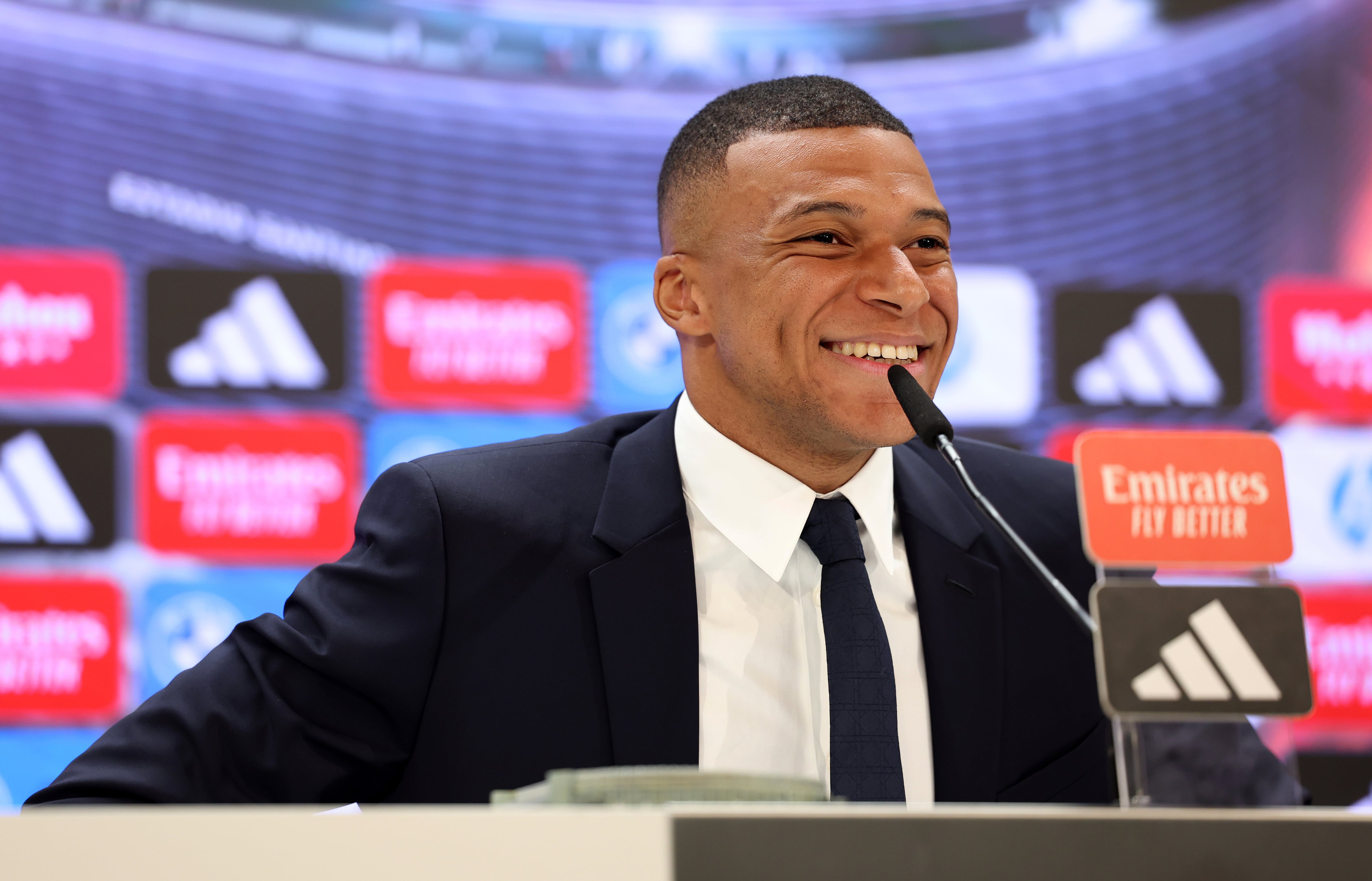 Kylian Mbappe en su presentación con el Real Madrid