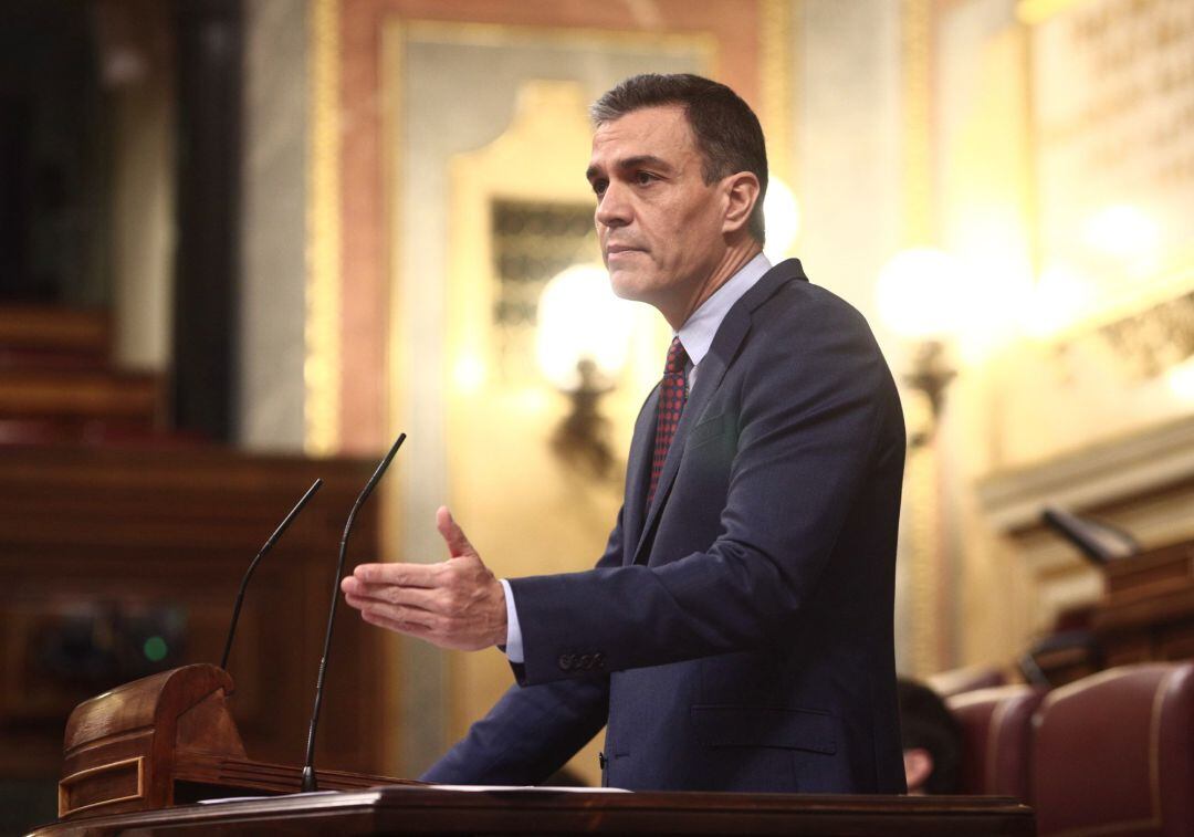 El presidente del Gobierno, Pedro Sánchez interviene en una sesión plenaria en el Congreso de los Diputados, en Madrid.