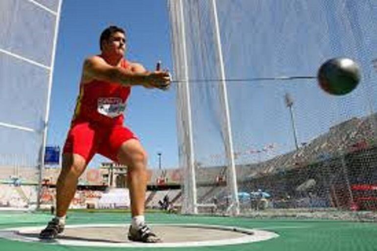 Javier Cienfuegos, en competición representando a España