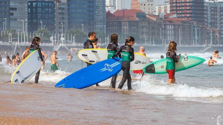 Circuito Nacional Junior de Surf Copa de España 2018 en Gijón