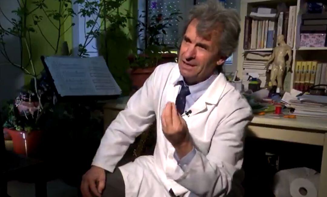 Uno de los médicos negacionistas.