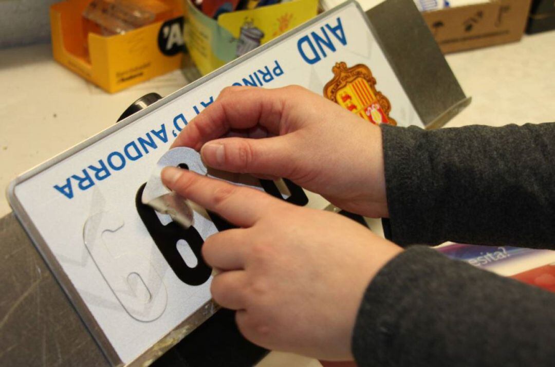 Des d'inci d'any han caigut un 13% els registres de vehicles