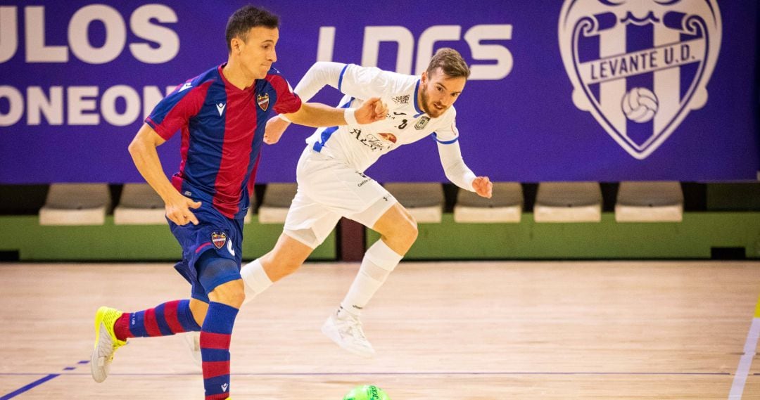 Imagen del encuentro entre Levante UD y Viña Albali Valdepeñas 