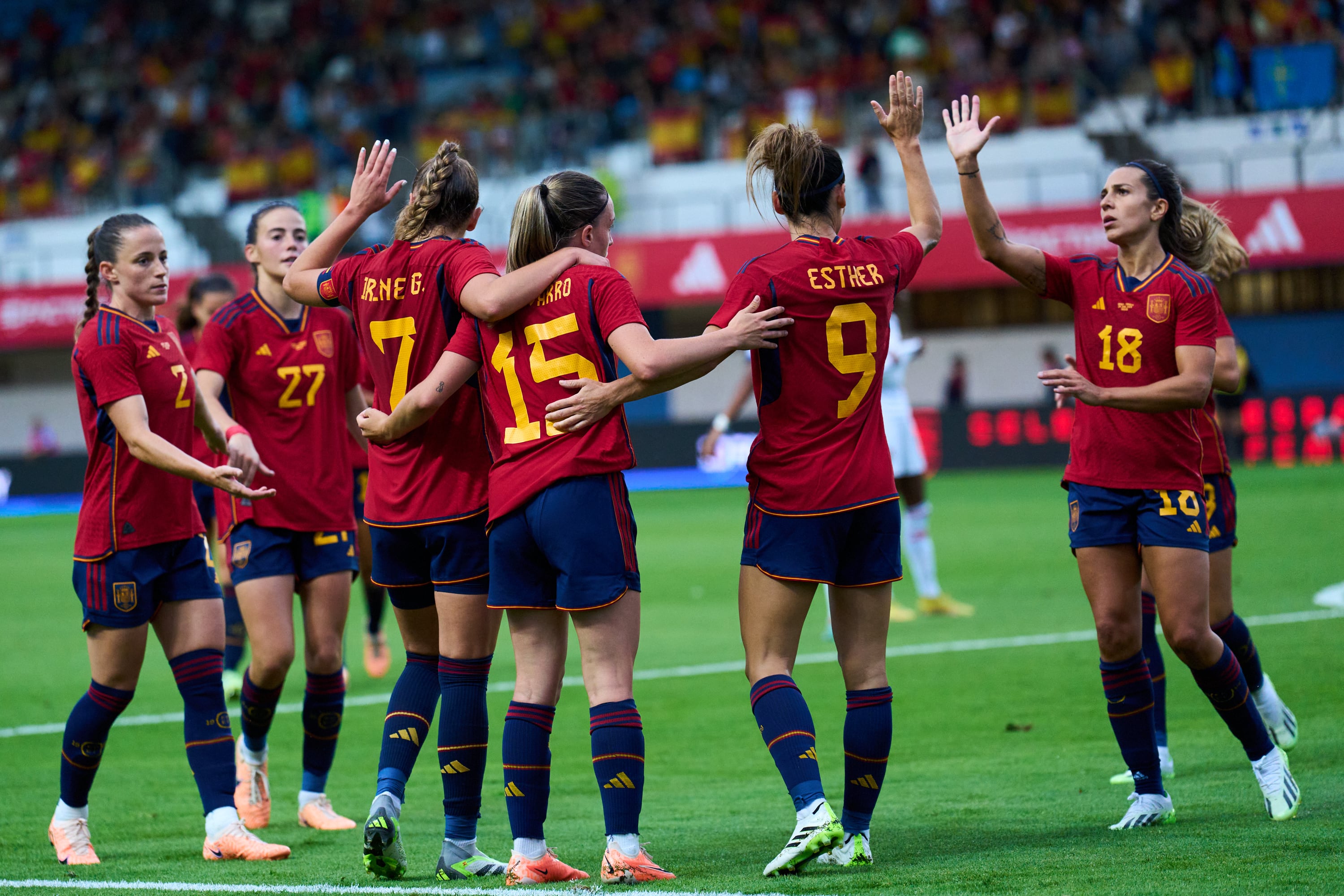 La Selección celebra uno de los siete goles a Panamá en el amistoso disputado este jueves.