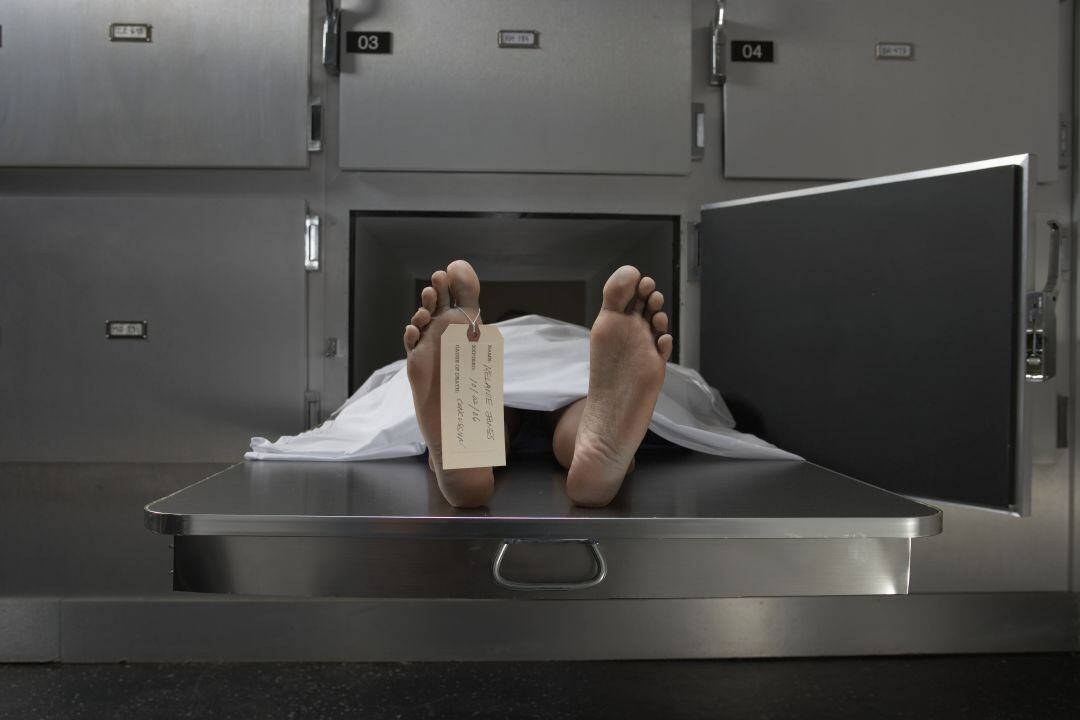 Despierta en una morgue un hombre declarado muerto la noche de antes.