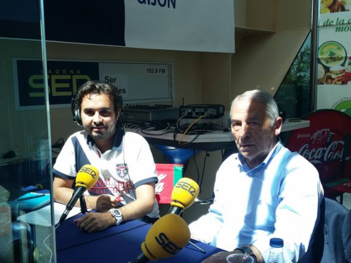 Veiga: “No habrá más fichajes hasta que no haya salidas”