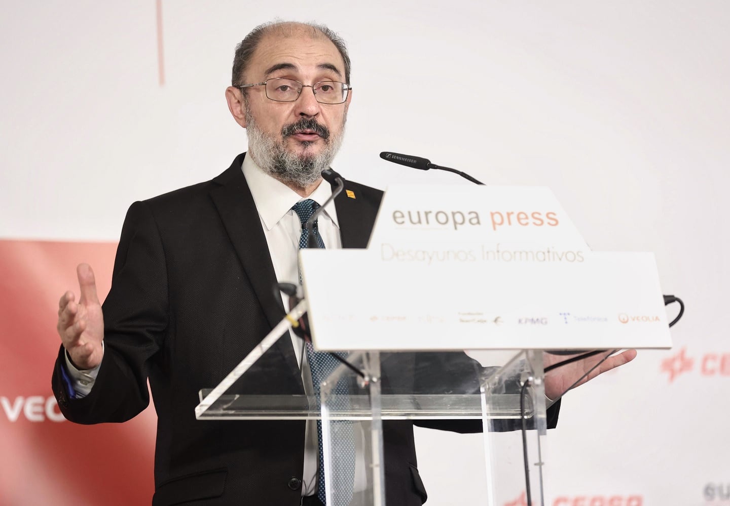 El presidente de Aragón, Javier Lambán, durante su intervención en los Desayunos Informativos de Europa Press