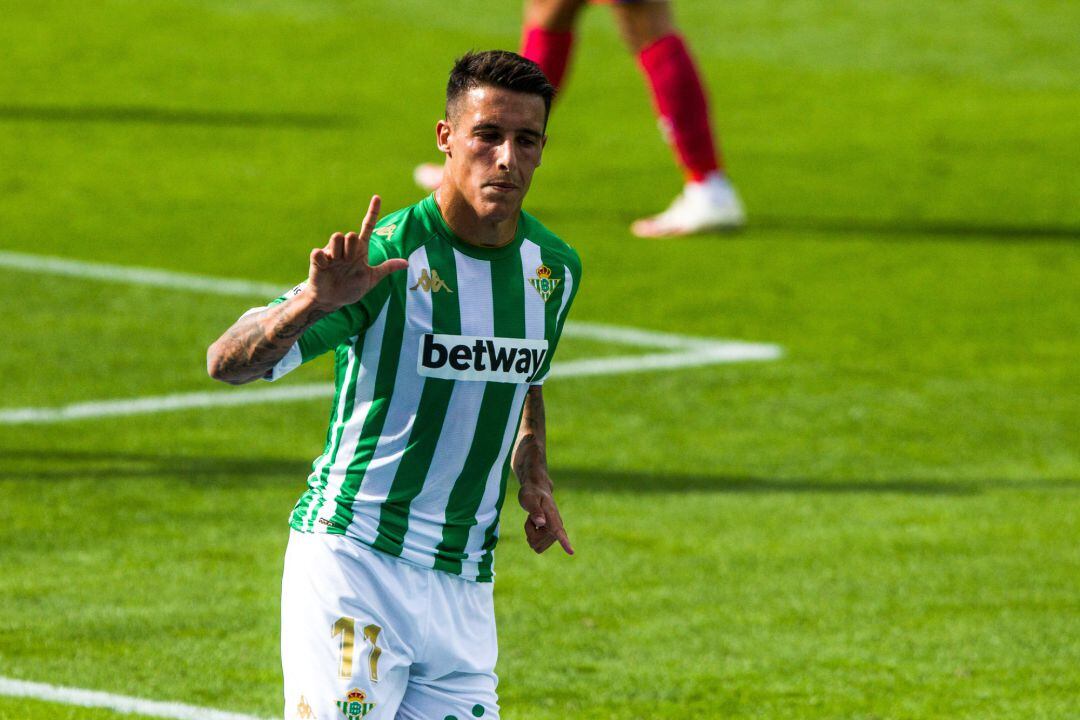 Celebrate score of Cristian Tello of Real Betis during LaLiga, football match played between Real Betis Balompie and Elche Club Futbol at Benito Villamarin Stadium on November 1, 2020 in Sevilla, Spain. AFP7 
 