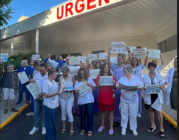 Protesta del personal sanitario en Urgencias del Hospital de San Juan en Alicante este miércoles