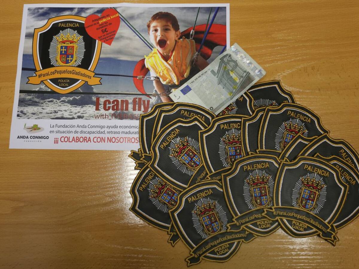 Un concierto benéfico pone el broche final a la campaña Escudos Solidarios de La Polcía Local de Palencia