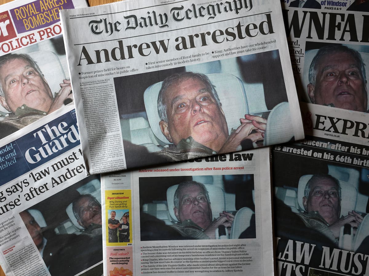 Australia se suma a los pedidos para excluir al expríncipe Andrés de la línea sucesoria tras su detención por sus vínculos con Epstein