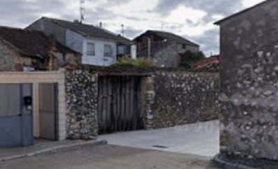 Acceso a la Calle Erillas de Torregutiérrez