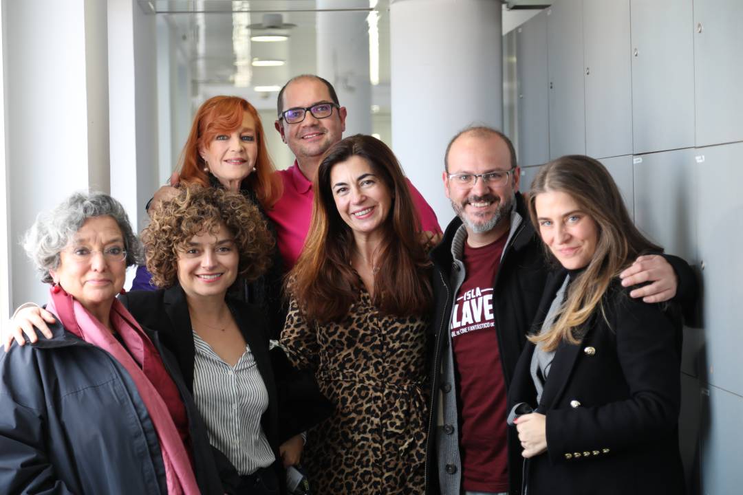 De izq a dcha y de arriba a abajo : Andrea Bronston, Sol Carnicero, Anna R. Costa, Marta G.Novo, Victor Matellano y Esperanza García Claver