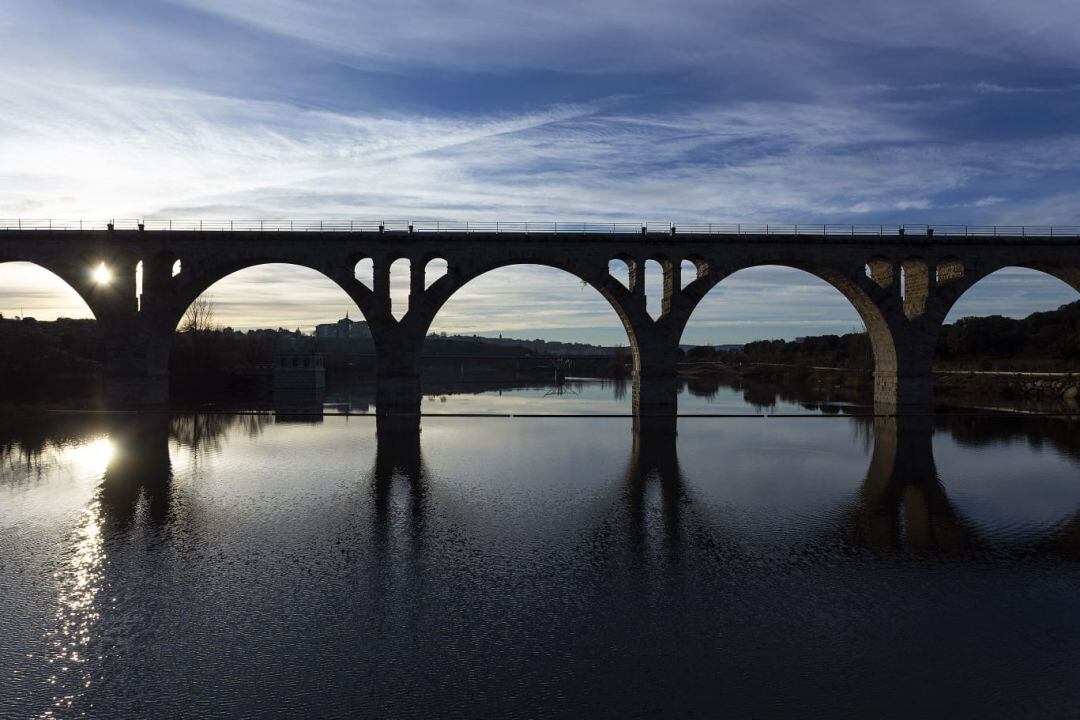 Presa de Fuentes Claras, junto a la ciudad de Ávila