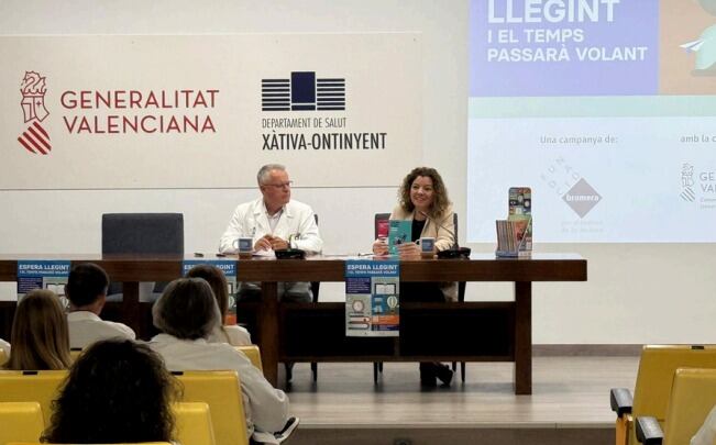 ESPERA LLEGINT. Fuente: Radio Xàtiva Cadena SER