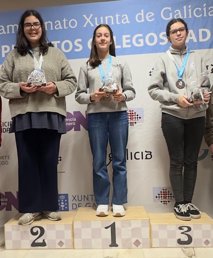 Jimena Lavinia Abad de Xadrez ourense ocupó el segundo escalón del podio