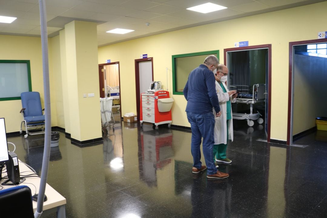 Hay tres personas con Covid hospitalizadas en Lanzarote, una de ellas en Cuidados Intensivos.