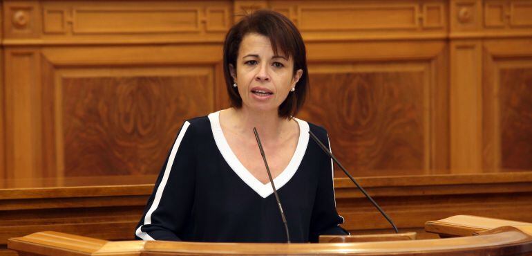 Reyes Estévez, consejera de Educación