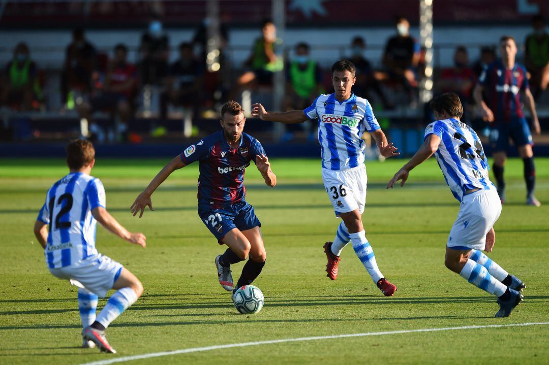 Zubimendi, con el 36, intentar presionar al levantinista Mayoral