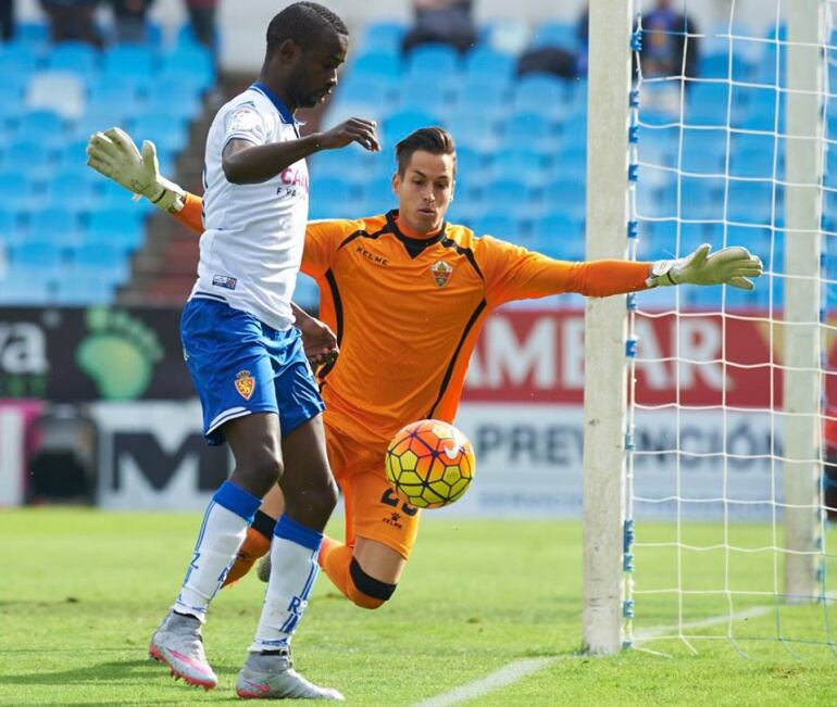 Pape Diamanka no podrá repetir el último partido jugado en La Romareda frente al Elche