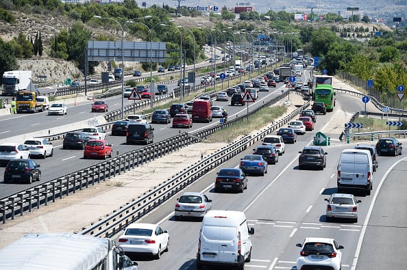 Decenas de vehículos se agolpan en la A-3 el pasado 14 de julio