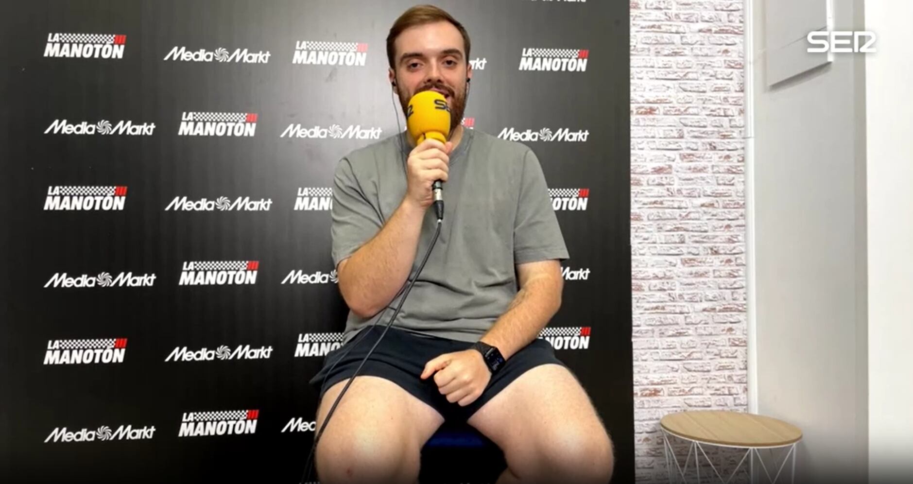 Ibai Llanos charla con Manu Carreño en &#039;El Larguero&#039;