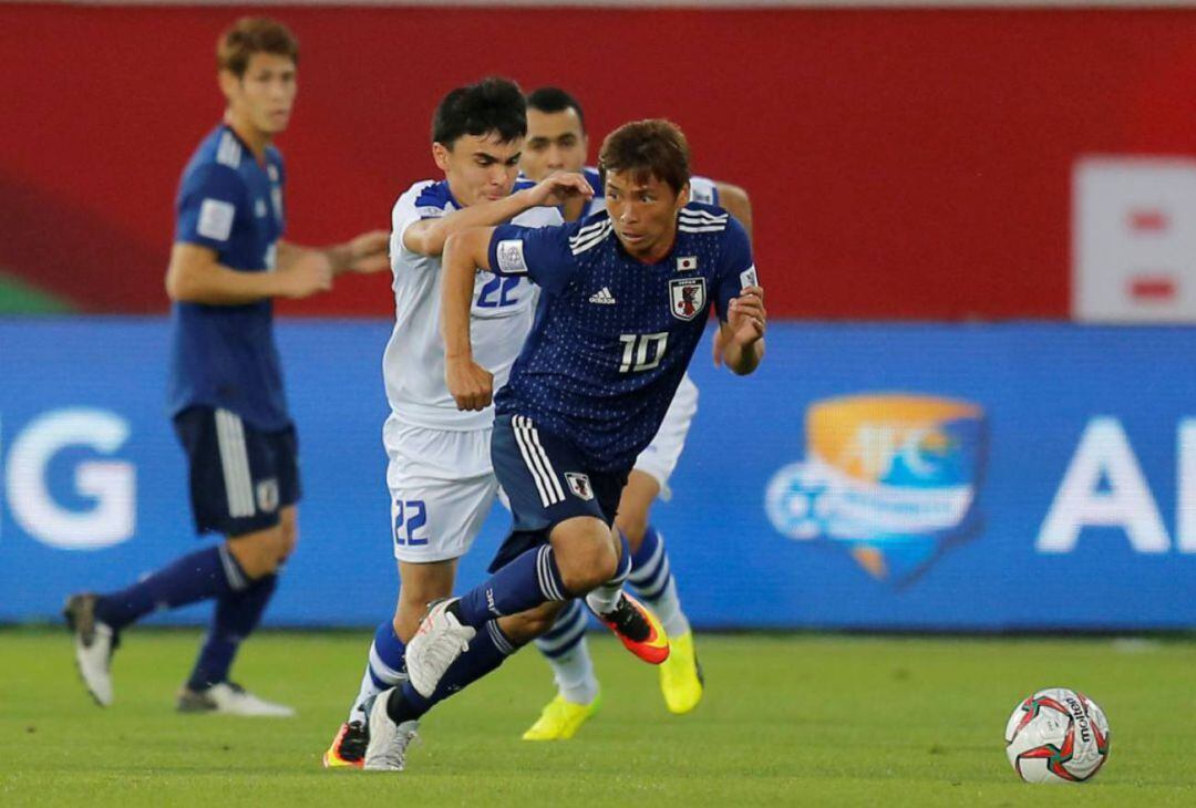 Takashi Inui con la selección de Japón.