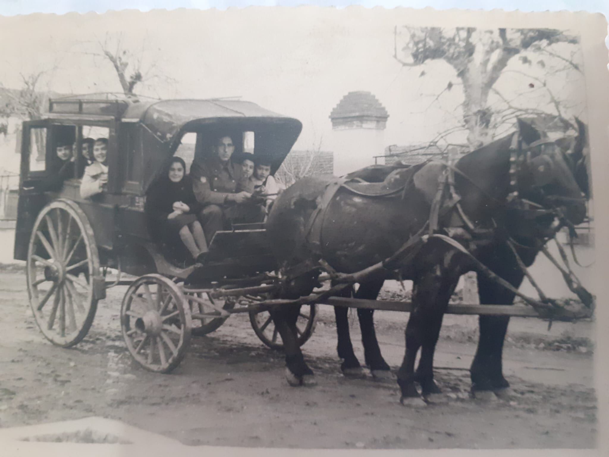 Imagen de la niñez de Angelines