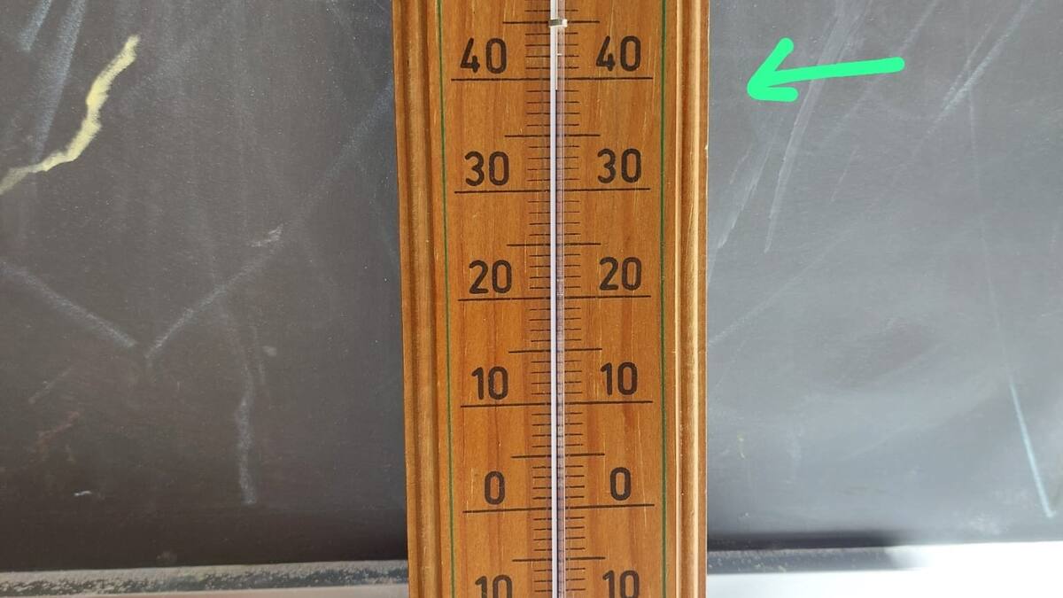 Javier Mas, responsable de Enseñanza en el CSIF, advierte sobre la necesidad de tomar medidas ante los problemas de calor en las escuelas