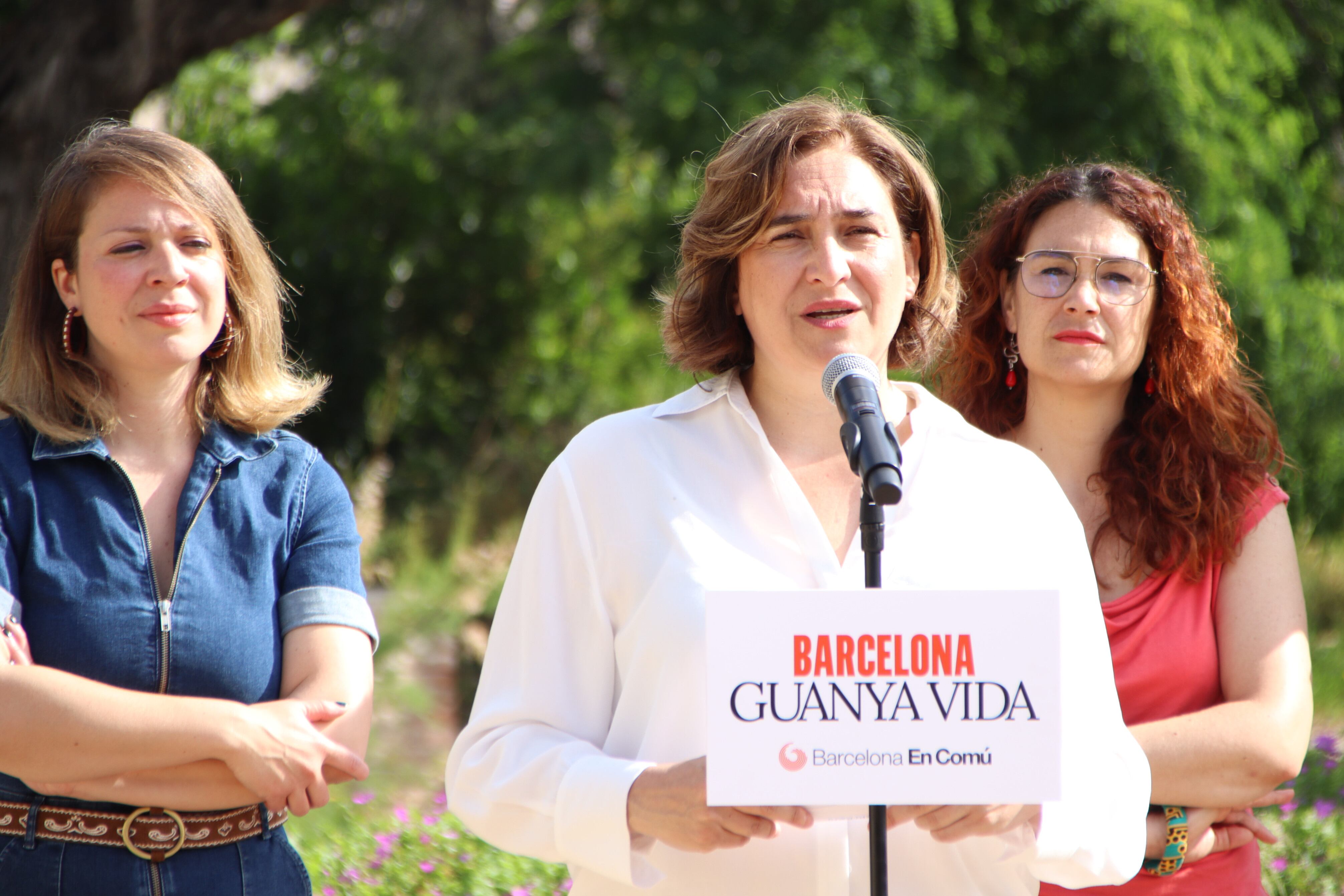 Ada Colau anuncia ante los medios su candidatura a la reelección como alcaldesa