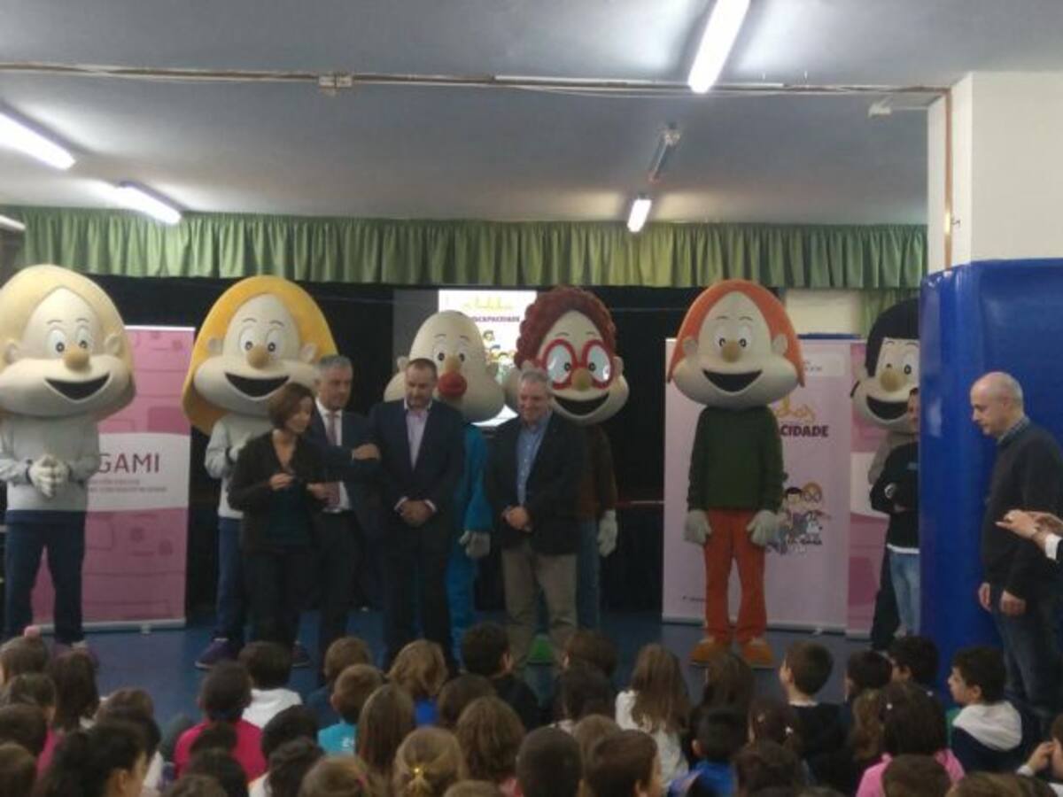 El colegio Emilia Pardo Bazán conmemora el Día de las Personas con Discapacidad