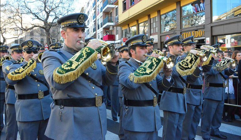 Los componentes de Esencia el pasado Domingo de Ramos en la salida del Señor de Las penas de San Roque