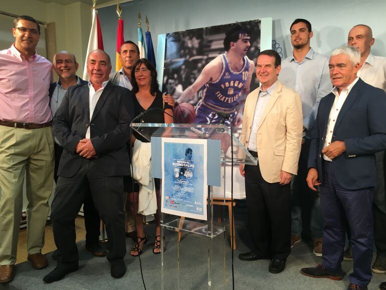 Un momento de la presentación del Memorial Quino Salvo en el Concello de Vigo