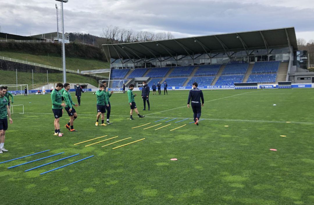 Silva se vuelve a ejercitar con todos en Zubieta