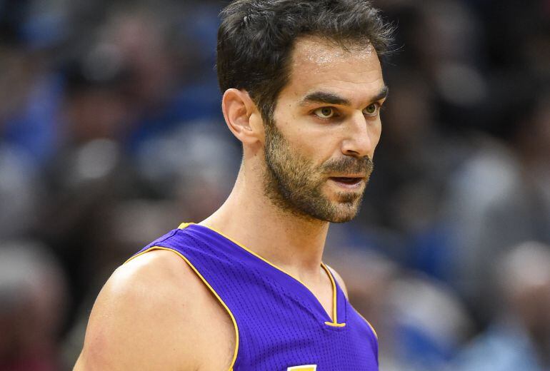 Calderón, durante un partido esta temporada en los Lakers