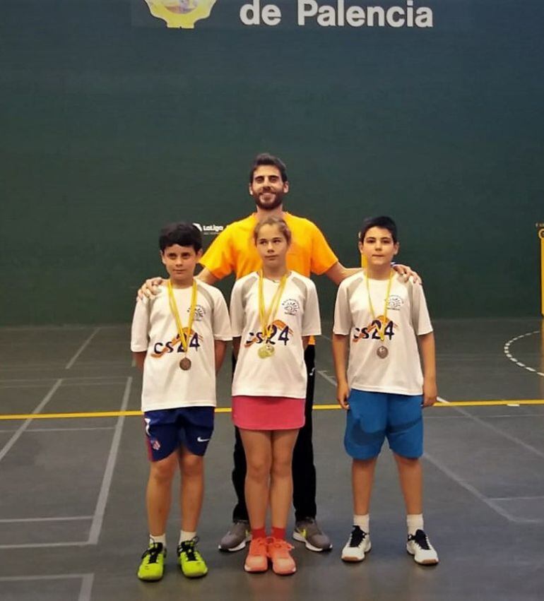 Los medallistas sorianos del Circuito Sub 11, en Palencia.