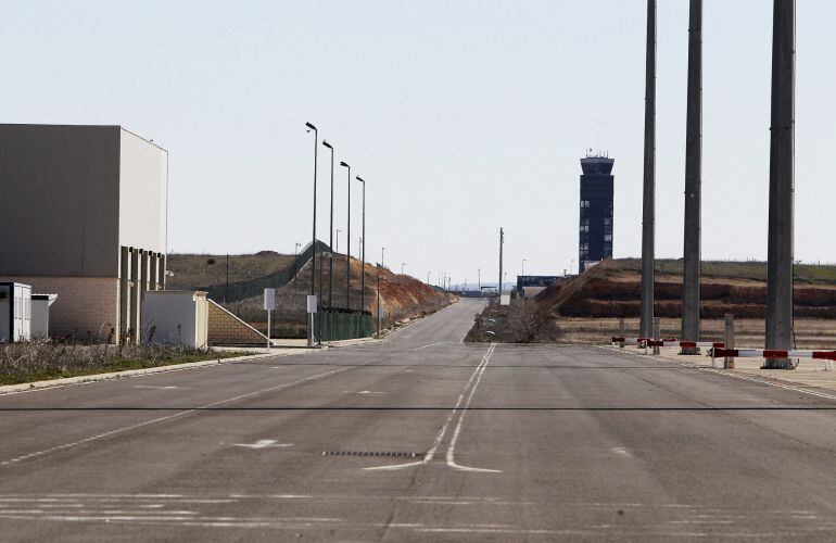 Vista del aeropuerto de Ciudad Real. El juzgado de lo Mercantil numero 4 de Ciudad Real ha ordenado en una providencia su salida a subasta por 40 millones de euros.