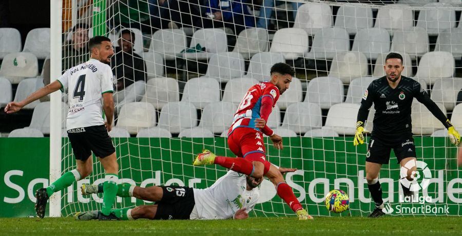 Chris Ramos fue el hombre del partido