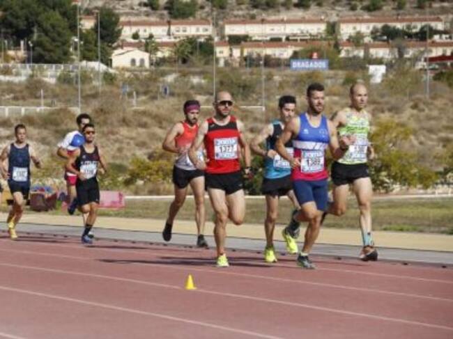 Atletas en una prueba